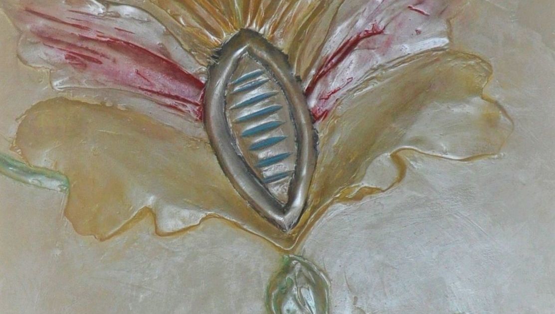 Folklorerelief - Blumenskulptur - Farbenglanz